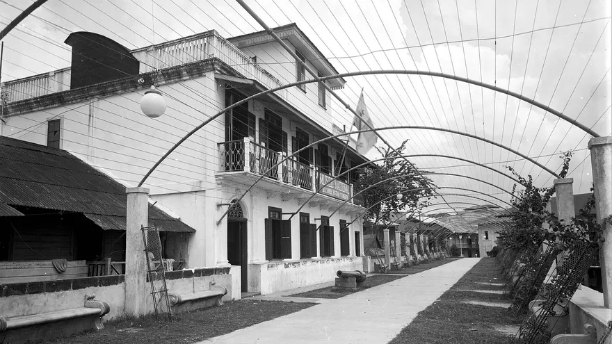 Fotografía de Carlos Endara del Paseo Las Bóvedas, que forma parte  de la exhibición que se inaugura el próximo 8 de agosto en el Centro Cultural de España - Casa del Soldado.