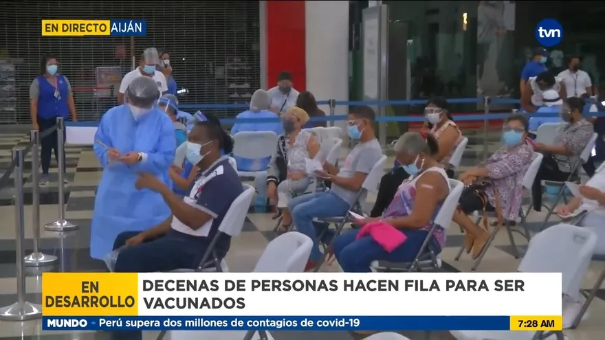 Inicia vacunación con AstraZeneca en Westland Mall