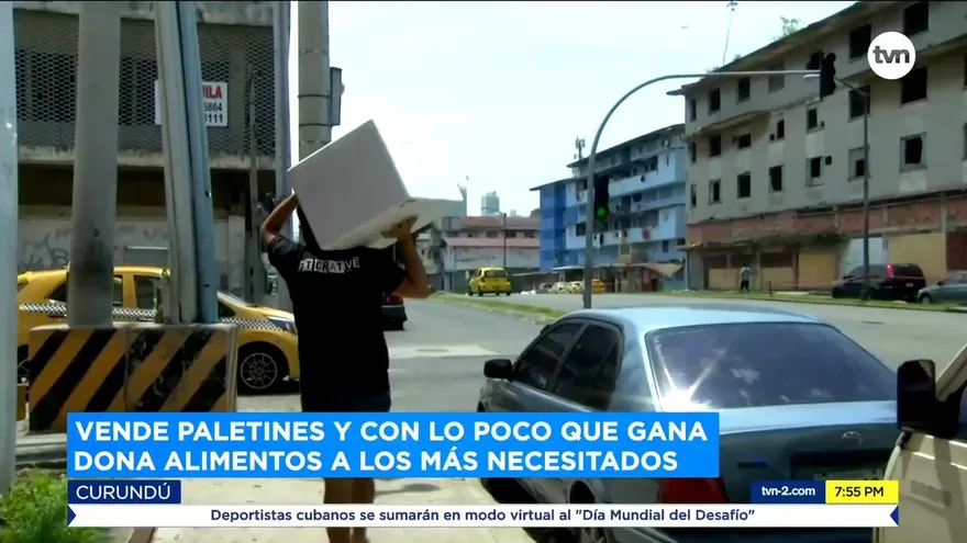 Vende paletines y con lo poco que gana, dona alimentos a necesitados