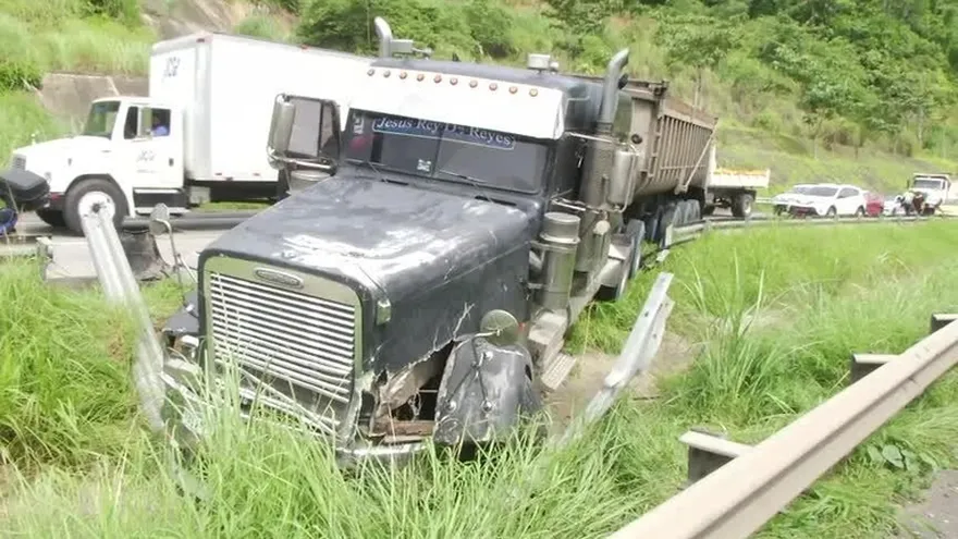 Otro accidente en la vía Centenario