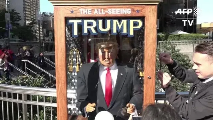 Muñeco de Trump que adivina el futuro provoca a Nueva York