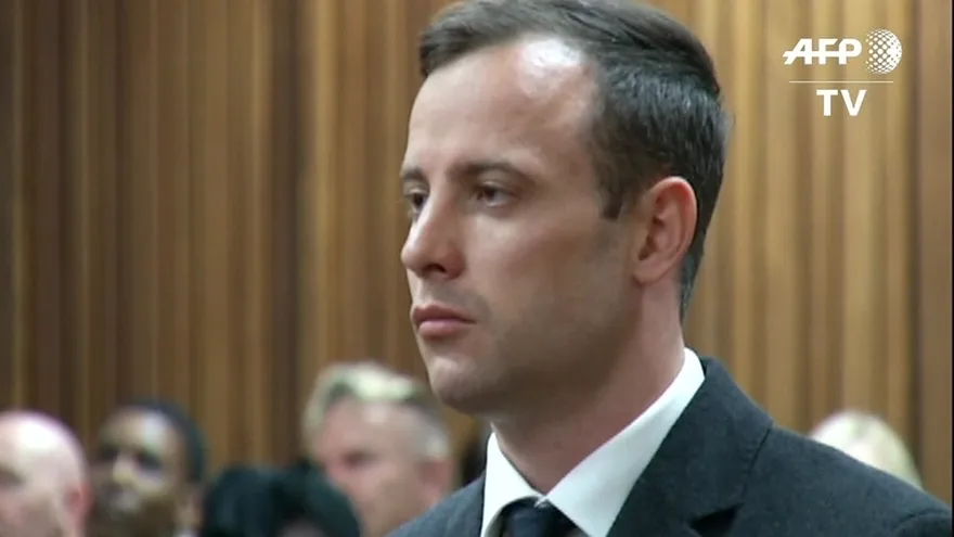 Oscar Pistorius es condenado a seis años de cárcel