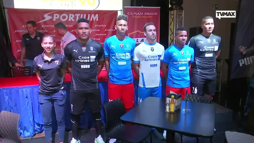 Plaza Amador presenta indumentaria para el torneo apertura de la LPF