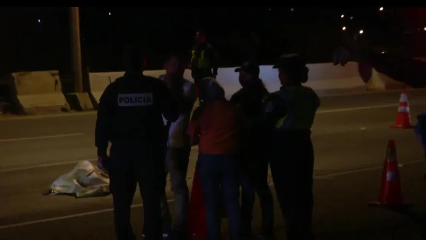 Mujer muere tras ser atropellada en la autopista Arraiján-La Chorrera