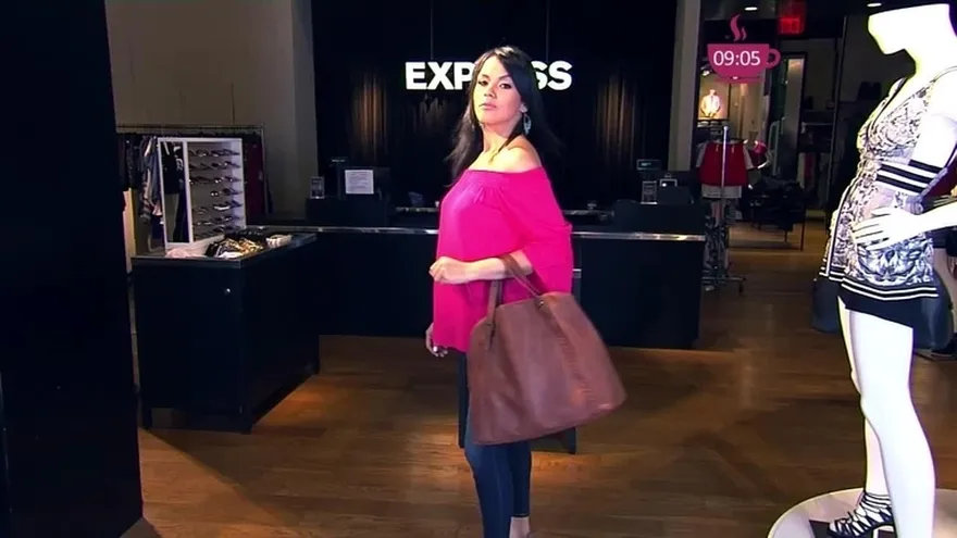 Quién dijo  que no se puede ser moderna cuando se es mamá. ¡Míralo tu mismo!