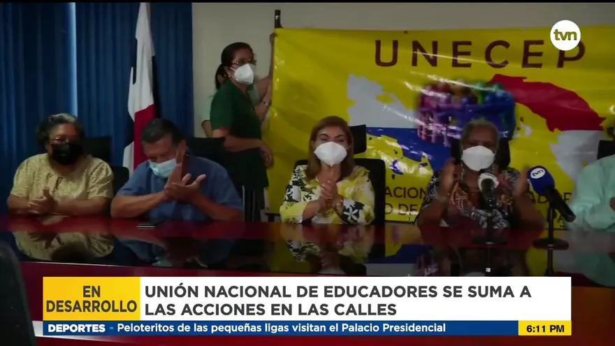 Otra agrupación de educadores se une al paro