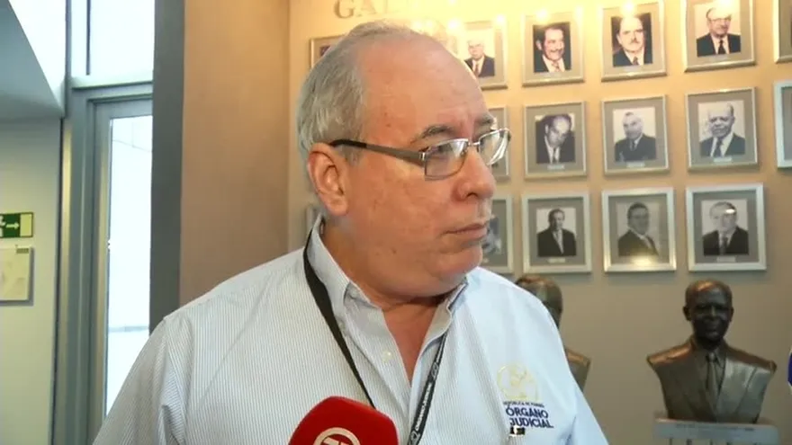 Declaraciones de Ayú Prado sobre sus viajes al extranjero