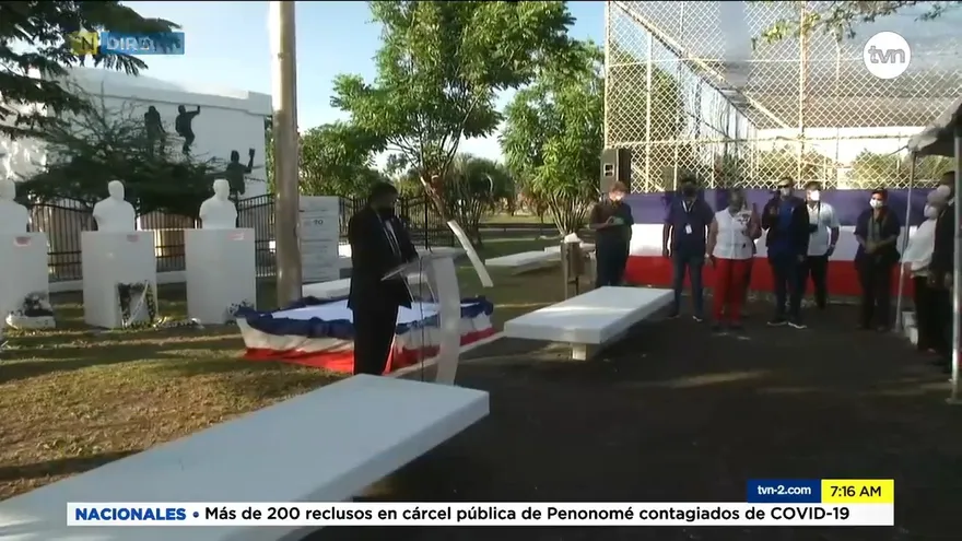 Celebran actos por el Día de Colón