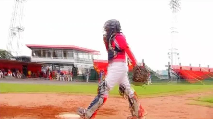 El receptor José Luis Armuelles - Béisbol Juvenil
