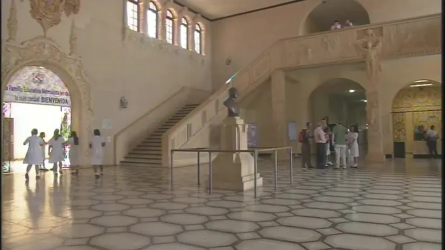 Investigan dolores estomacales en estudiantes de la Normal de Santiago