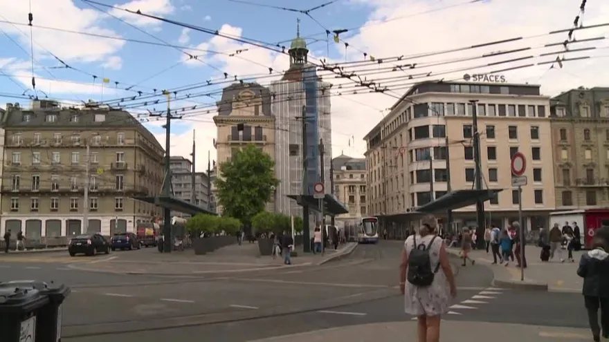 El Reino Unido registra récord de más de 93.000 nuevos casos de covid-19 en 24 horas