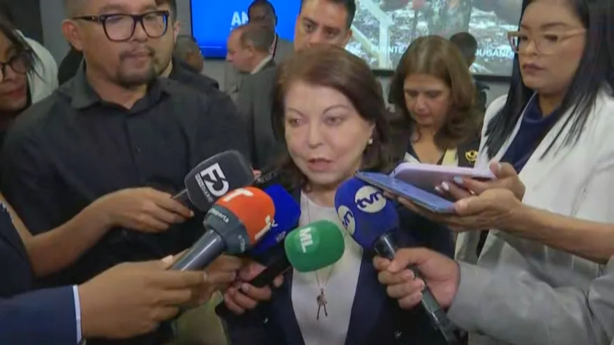 Directora de Descentralización rinde balance de uso de fondos