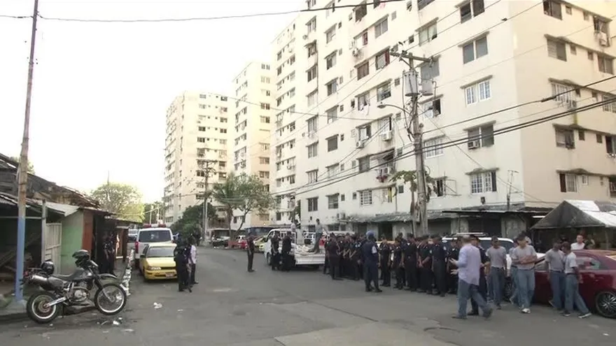 Noticiero Fin de Semana del 18 de Diciembre del 2016 Bloque 4