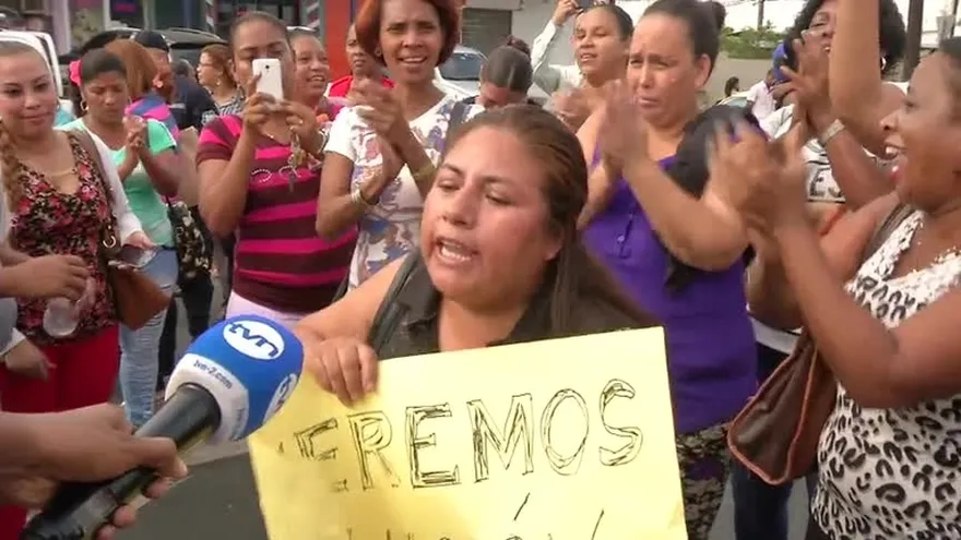 Padres de familia del Ernesto T. Lefevre vuelven a protestar