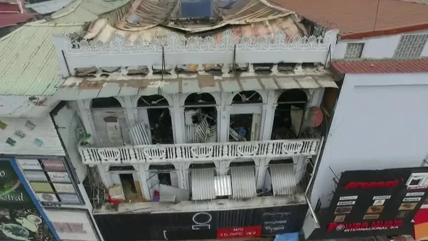 Incendio en la 5 de mayo dejó un muerto