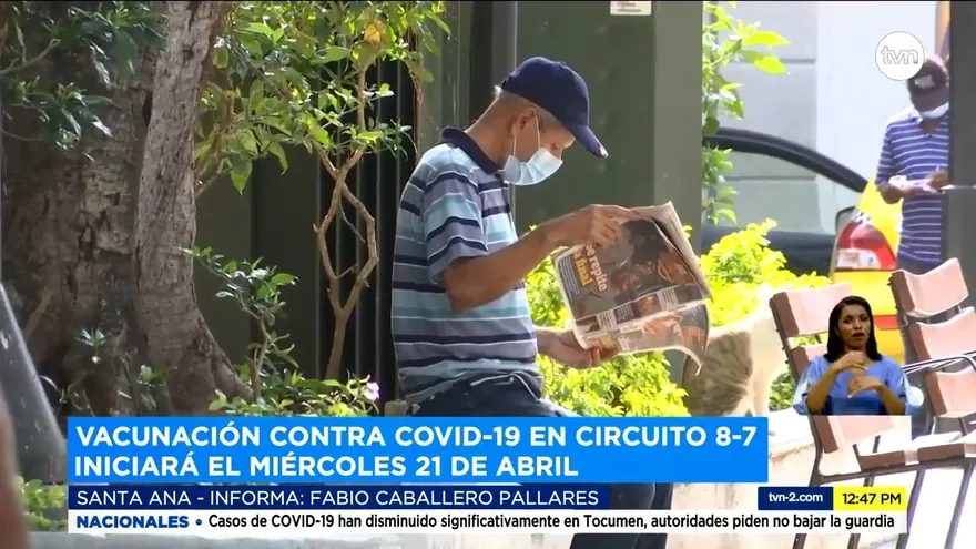 Mayores de 60 en el circuito 8-7 cuentan las horas para vacunarse contra la COVID-19