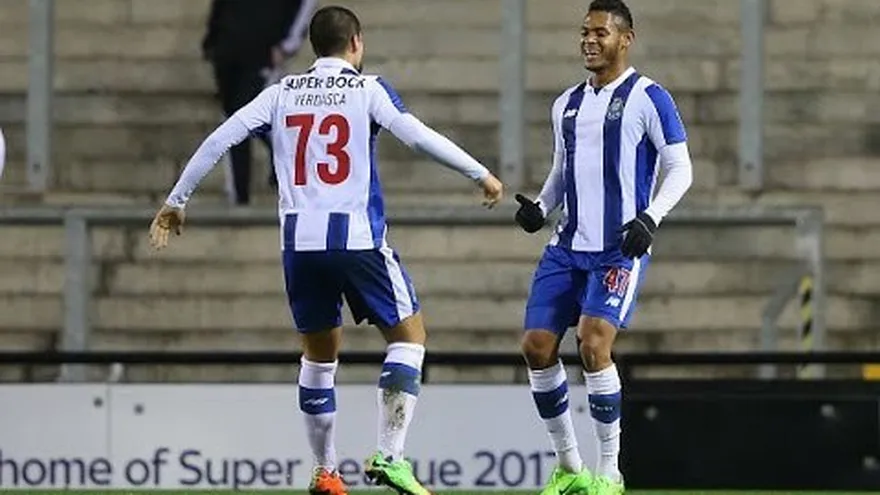 Actuación con goles de Ismael Díaz en la U23 Premier League International Cup