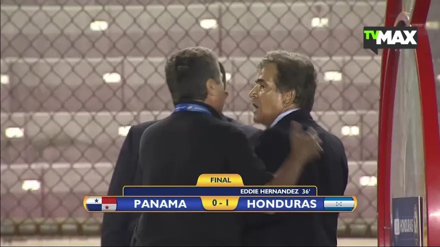 Riña entre los técnicos de Panamá y Honduras