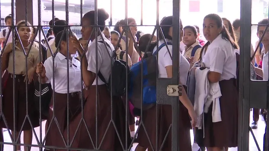 Tercer día de paro en el Instituto José Dolores Moscote