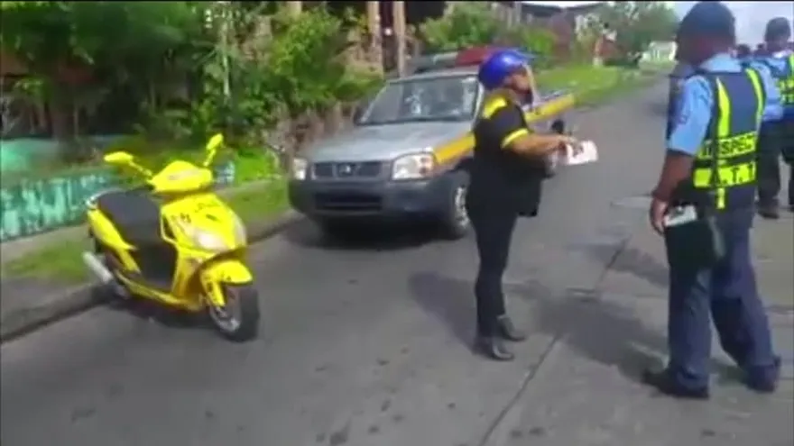 Dueños de moto taxi denuncian persecución