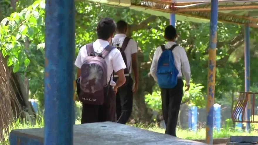 Cuidado con los suicidios de jóvenes