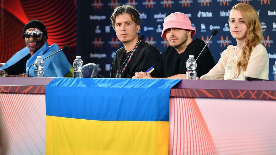 Integrantes de la banda ucraniana Kalush Orchestra ganadores de Eurovision.