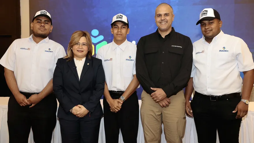 Inadeh impulsa nueva fase de formación dual en el sector automotriz