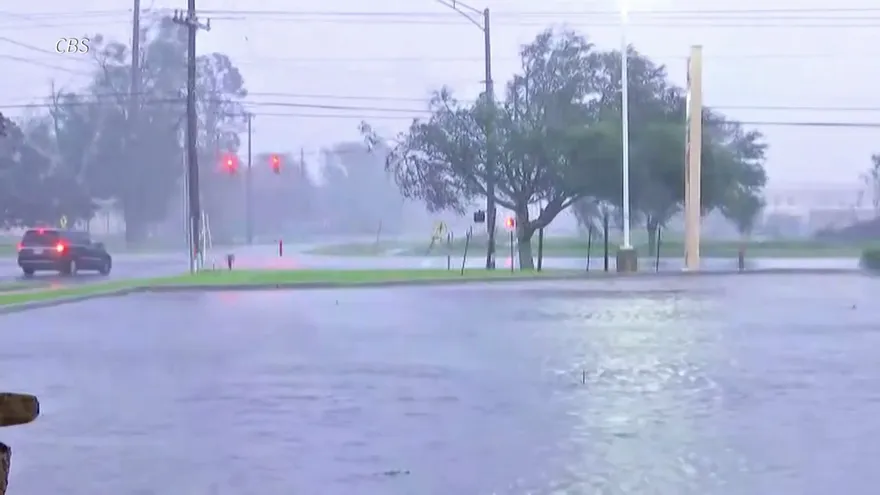 El huracán Sally tocó tierra en la costa sur de EEUU