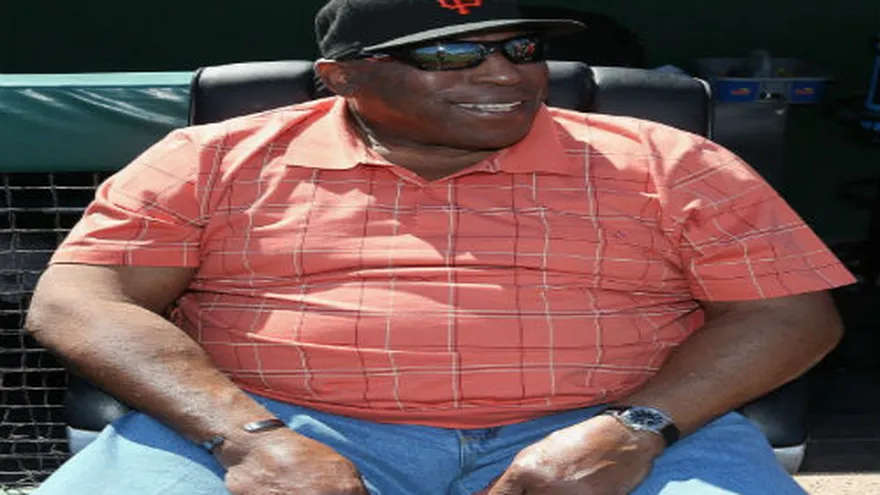 McCovey, grande de Gigantes vuelve al estadio
