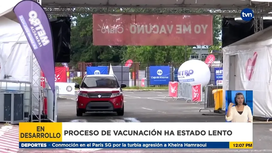 Reinician vacunación en el estadio Rommel Fernández