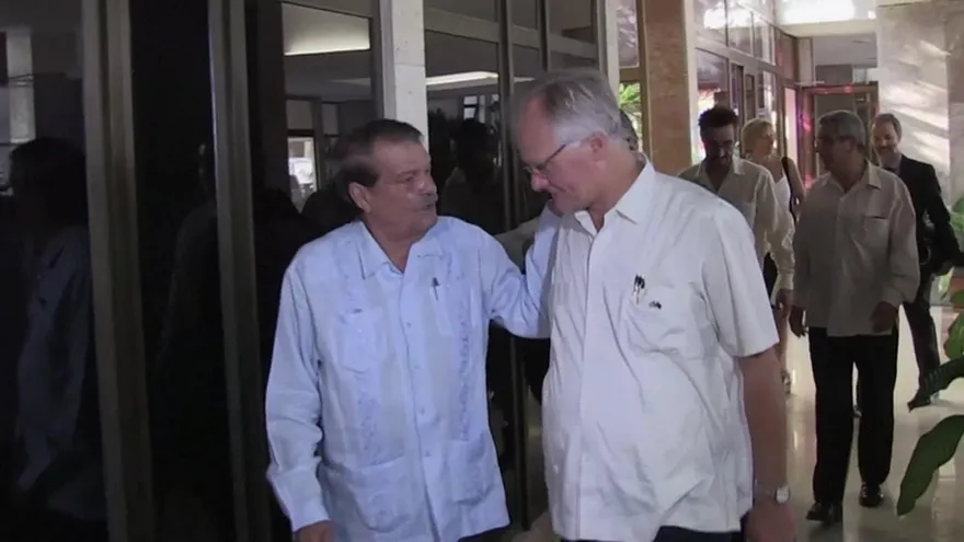 Cuba y la UE se sientan a negociar