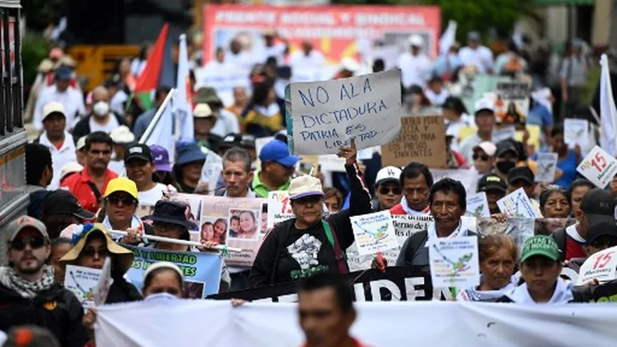 Marcha por los derechos humanos en El Salvador