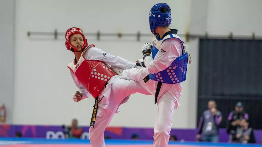 Brenda Brooks en acción