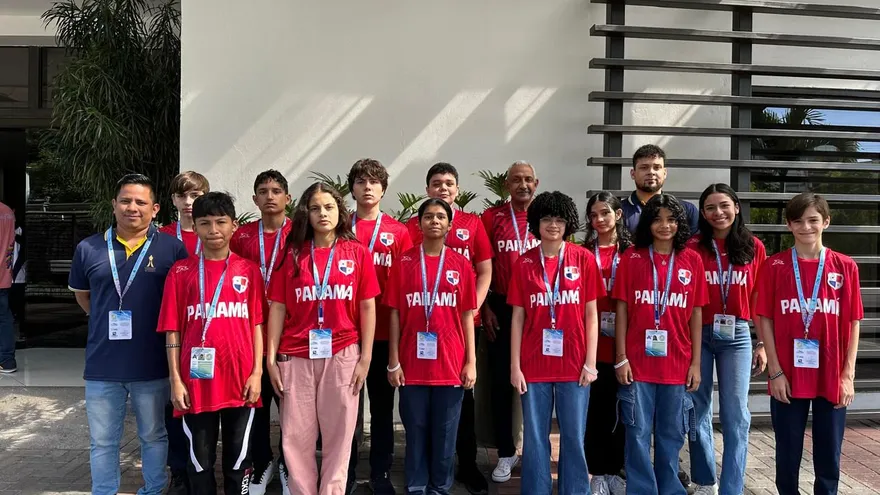 Delegación panameña de ajedrez que estuvo presente en los Juegos Codicader de Nivel Preintermedio 2025