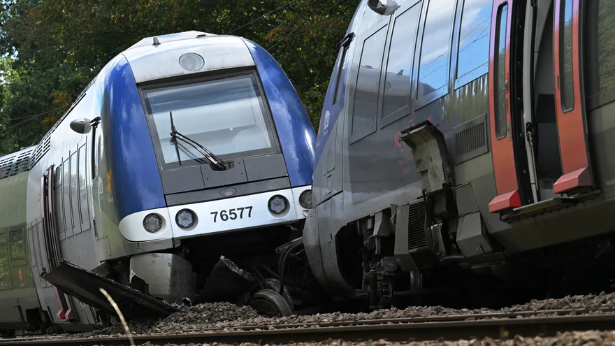 Un tren se descarriló en Francia