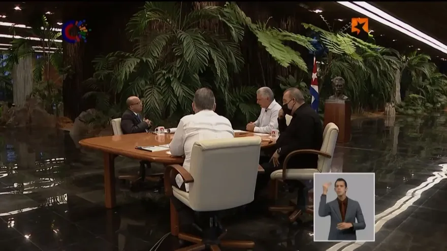 Gobierno cubano ofrece primeras concesiones a los manifestantes