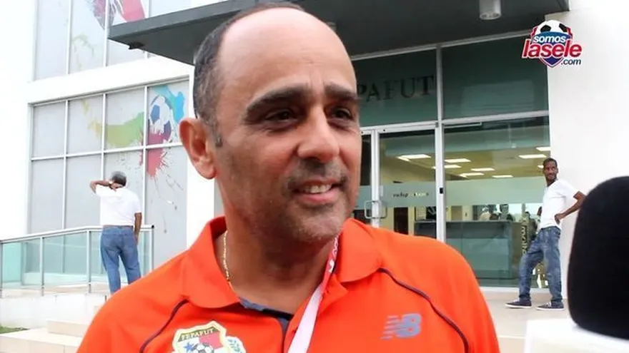 Carlos Martans renunció a la vicepresidencia de la FEPAFUT | Agencias