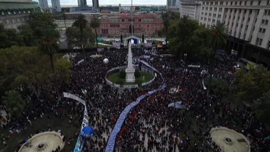 Marcha en Argentina al cumplirse 46 años del golpe de Estado