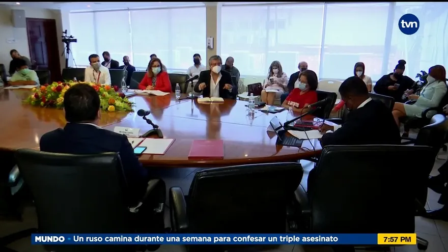 Pacientes piden respuestas por la falta de medicamentos en la Caja de Seguro Social