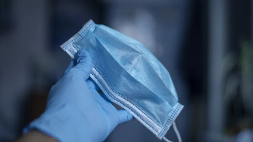 Berlín impone la mascarilla también en comercios, vigente ya en toda Alemania