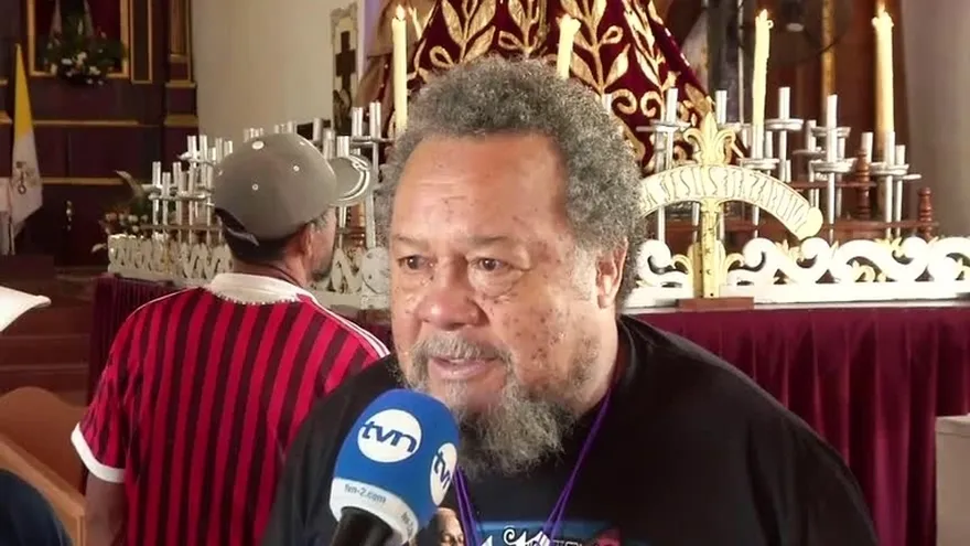 'Sorolo' venera al Cristo Negro de Portobelo