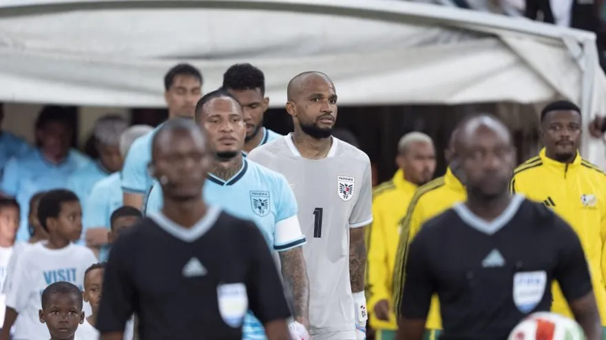 Luis Mejía y Eric Davis selección de Panamá