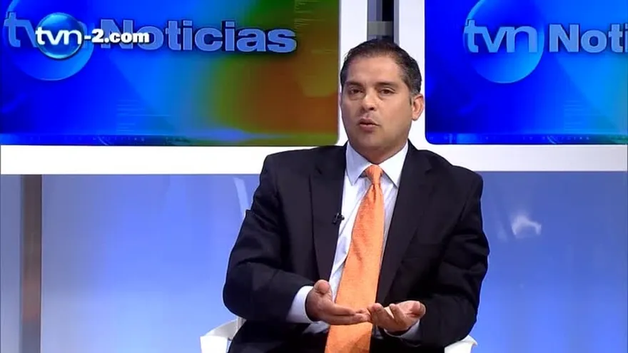 Arias perdió control de su campaña: Valderrama