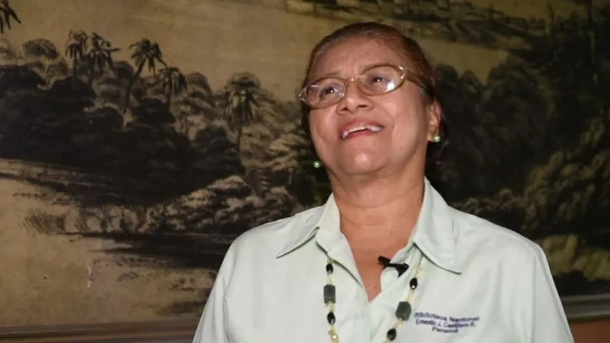 Bibliotecarios panameños celebran su día