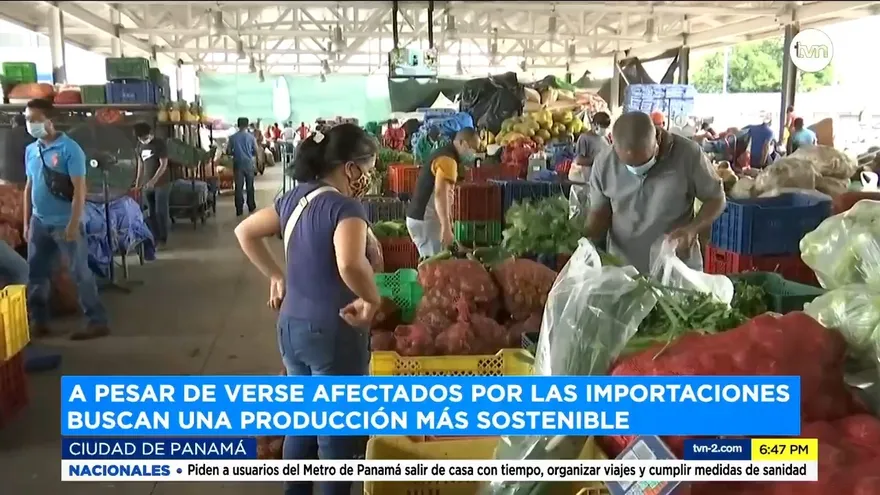 Ministro Valderrama hace llamado a la transparencia en procesos de exportaciones