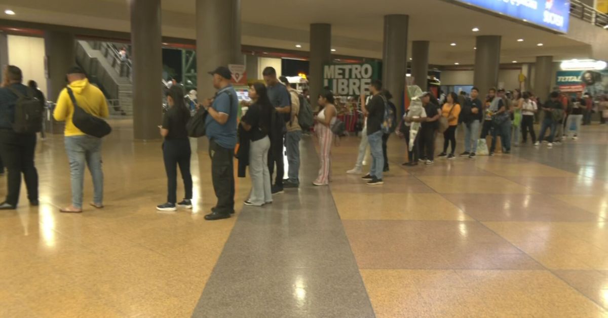Flujo de pasajeros disminuye en la Terminal de Albrook tras contingencia