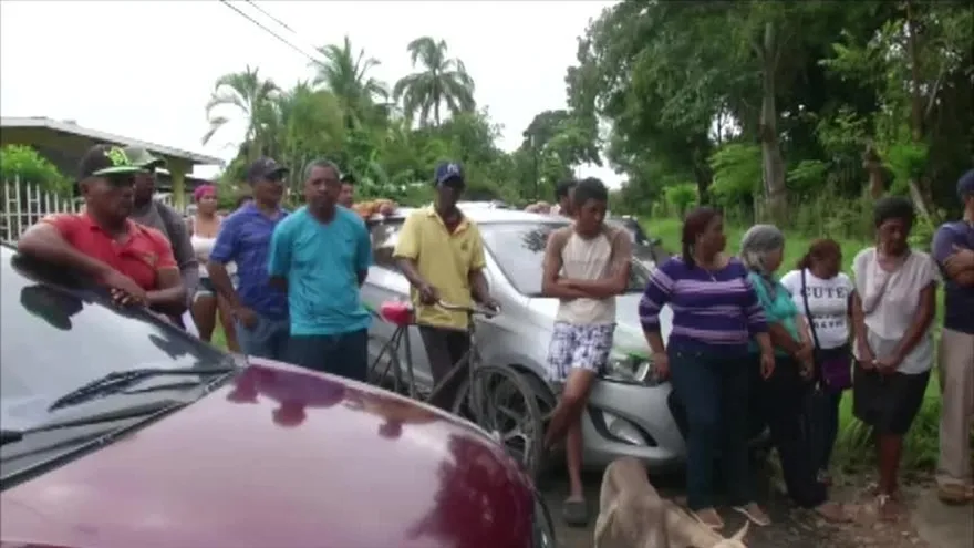 Protestan por mal estado de calles en Antón