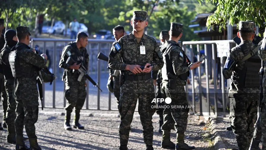 Militares garantizarán traspaso de poder en Honduras