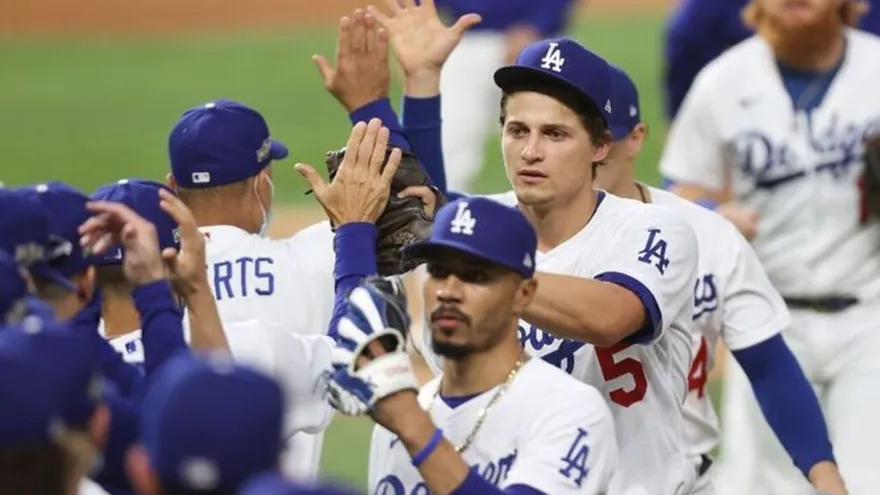 Dodgers vencen a Bravos y fuerzan un séptimo juego en la Serie de Campeonato de la Liga Nacional