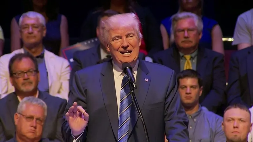 MMD-Trump vuelve a arremeter contra inmigrantes